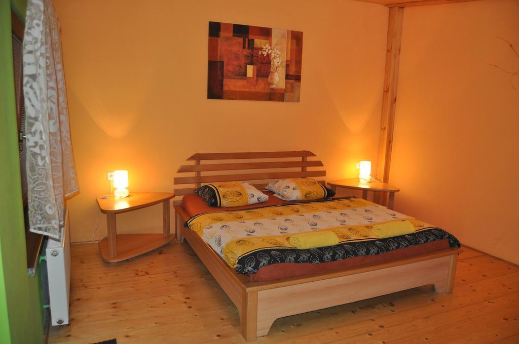 Penzion Motylek Vřesina Zimmer foto